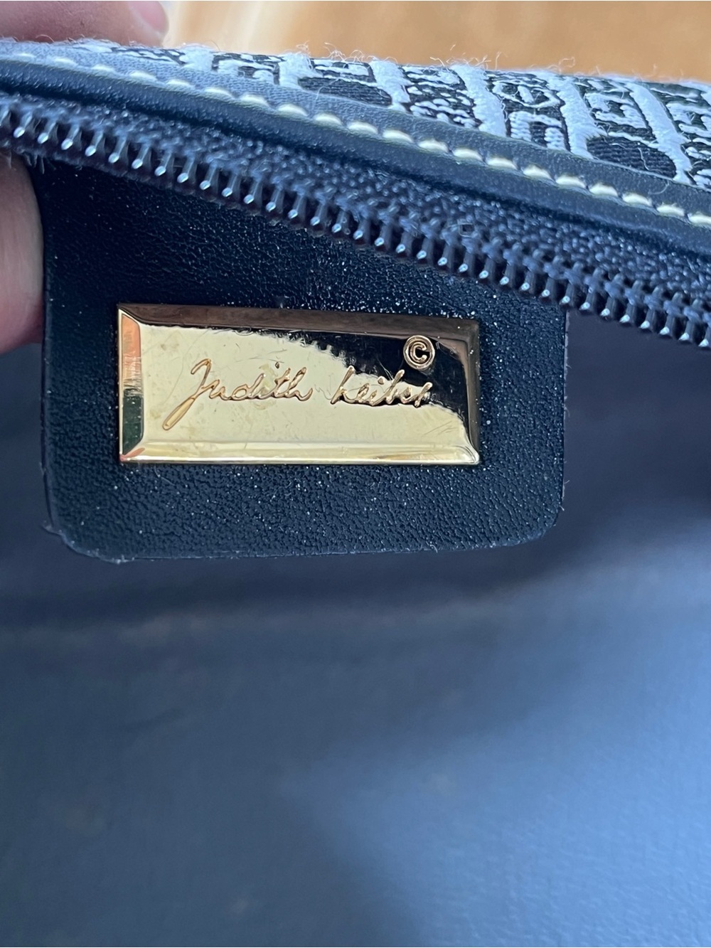 Judith Leiber Vintage Crossbody bag, GUC - Picture 2 of 11